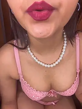 Black baby online show from 18, 4, 2026