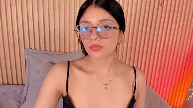 Snapshot of lana_dol chatting on 14, 12, 2025 lana dol online show from 14, 12, 2025