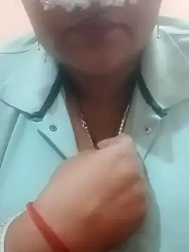 Snapshot of seemi_bhabhi chatting on 14, 2, 2025 seemi bhabhi online show from 14, 2, 2025