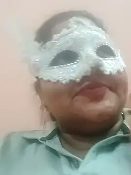 Snapshot of seemi_bhabhi chatting on 19, 2, 2025 seemi bhabhi online show from 19, 2, 2025