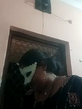 Snapshot of seemi_bhabhi chatting on 28, 2, 2025 seemi bhabhi online show from 28, 2, 2025