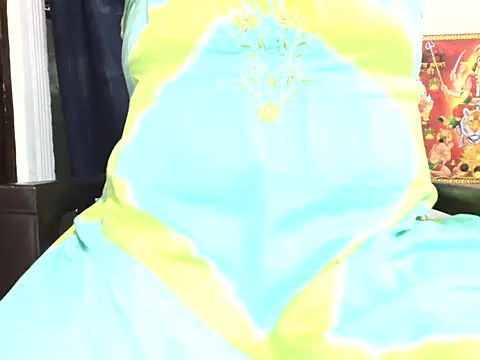 Snapshot of seemi_bhabhi chatting on 24, 2, 2026 seemi bhabhi online show from 24, 2, 2026