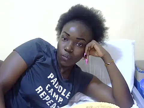 Snapshot of Chichii- chatting on 3, 1, 2025 Chichii- online show from 3, 1, 2025