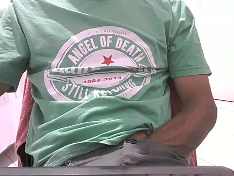 Snapshot of bbehemothh chatting on 18, 2, 2025 bbehemothh online show from 18, 2, 2025