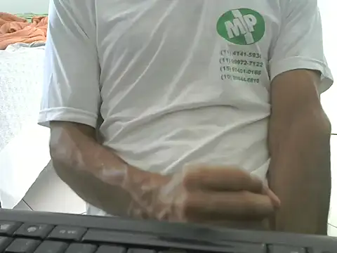 Snapshot of bbehemothh chatting on 4, 3, 2025 bbehemothh online show from 4, 3, 2025