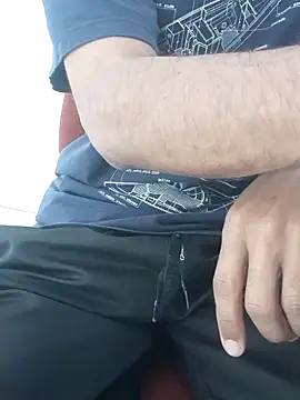 Snapshot of bbehemothh chatting on 15, 10, 2025 bbehemothh online show from 15, 10, 2025