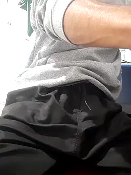 Snapshot of bbehemothh chatting on 21, 11, 2025 bbehemothh online show from 21, 11, 2025