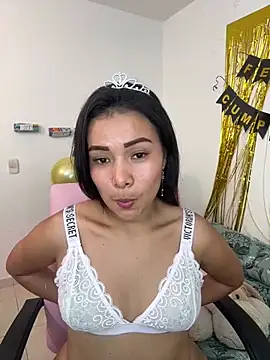 Snapshot of Rousse_blue chatting on 6, 2, 2025 Rousse blue online show from 6, 2, 2025