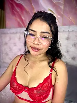 Snapshot of Rousse_blue chatting on 17, 10, 2025 Rousse blue online show from 17, 10, 2025