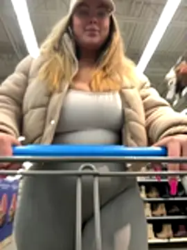 Snapshot of SultryCurves chatting on 29, 11, 2025 SultryCurves online show from 29, 11, 2025