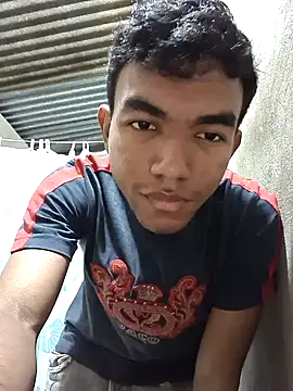 Snapshot of Reynold2608 chatting on 13, 12, 2024 Reynold2608 online show from 13, 12, 2024