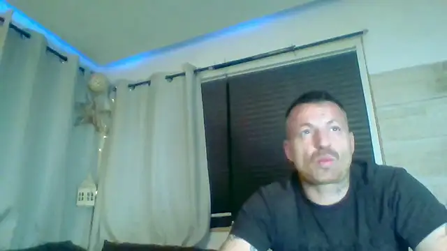 DevilsAngel13 online show from 27, 11, 2025