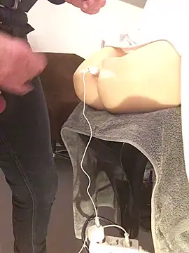 Snapshot of Inseminator69 chatting on 28, 12, 2024 Inseminator69 online show from 28, 12, 2024