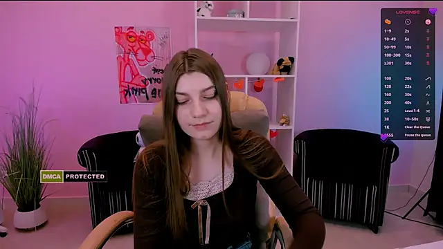 pure radiance1 online show from 17, 3, 2025