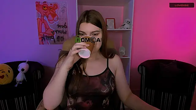 pure radiance1 online show from 18, 9, 2025