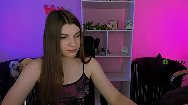 pure radiance1 online show from 23, 9, 2025