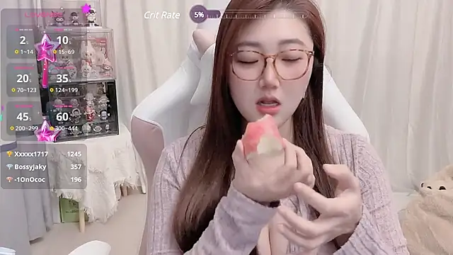 Snapshot of Stars_Elyn chatting on 11, 1, 2025 Stars Elyn online show from 11, 1, 2025