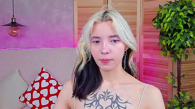 Snapshot of as1an_girlfriend chatting on 11, 3, 2025 as1an girlfriend online show from 11, 3, 2025