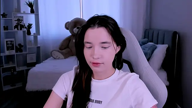 as1an girlfriend online show from 21, 5, 2026