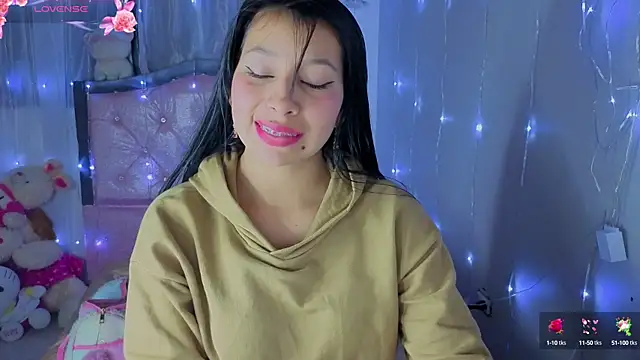 Snapshot of keyla_meow chatting on 5, 10, 2025 keyla meow online show from 5, 10, 2025