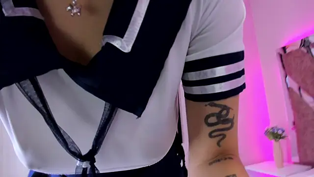 Snapshot of KatherineGomez chatting on 28, 1, 2025 KatherineGomez online show from 28, 1, 2025