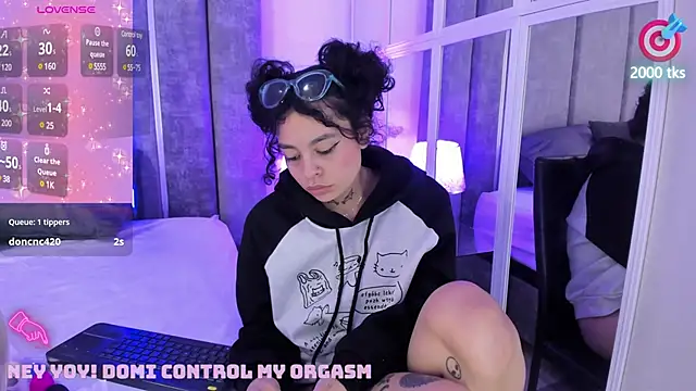 Snapshot of KatherineGomez chatting on 15, 3, 2025 KatherineGomez online show from 15, 3, 2025