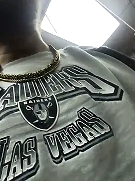 Ozomitro online show from 6, 10, 2025