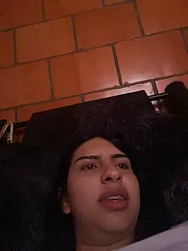 Snapshot of Hilary_pinkk chatting on 17, 12, 2025 Hilary pinkk online show from 17, 12, 2025