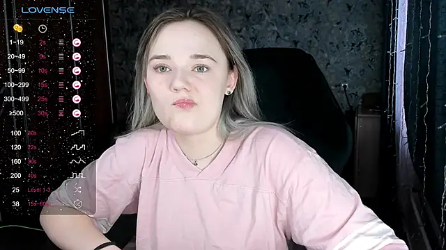 Snapshot of Your_small_bunny chatting on 9, 12, 2024 Your small bunny online show from 9, 12, 2024