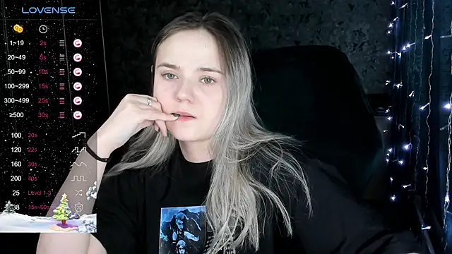 Snapshot of Your_small_bunny chatting on 9, 12, 2024 Your small bunny online show from 9, 12, 2024