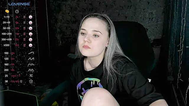 Snapshot of Your_small_bunny chatting on 27, 1, 2025 Your small bunny online show from 27, 1, 2025