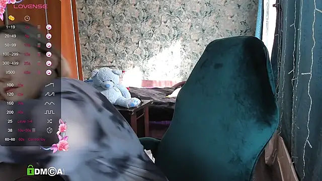 Snapshot of Your_small_bunny chatting on 13, 3, 2025 Your small bunny online show from 13, 3, 2025