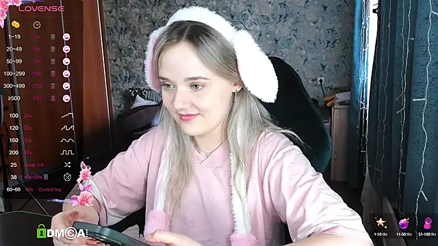 Snapshot of Your_small_bunny chatting on 14, 3, 2025 Your small bunny online show from 14, 3, 2025