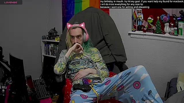 Snapshot of tallnerdyguy chatting on 3, 2, 2025 tallnerdyguy online show from 3, 2, 2025