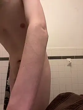 Snapshot of tallnerdyguy chatting on 7, 2, 2025 tallnerdyguy online show from 7, 2, 2025