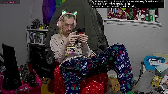 Snapshot of tallnerdyguy chatting on 8, 2, 2025 tallnerdyguy online show from 8, 2, 2025