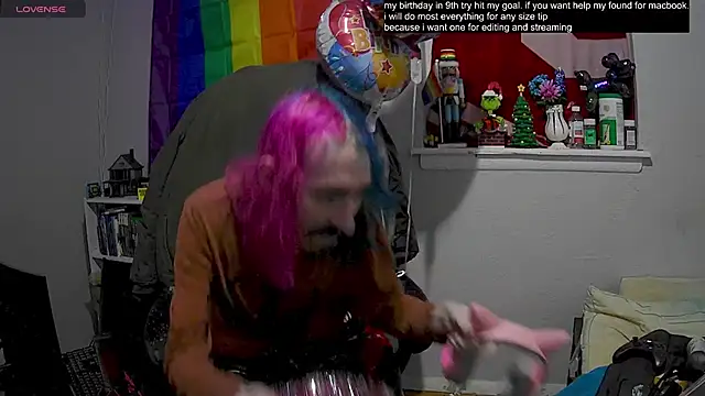 Snapshot of tallnerdyguy chatting on 10, 2, 2025 tallnerdyguy online show from 10, 2, 2025