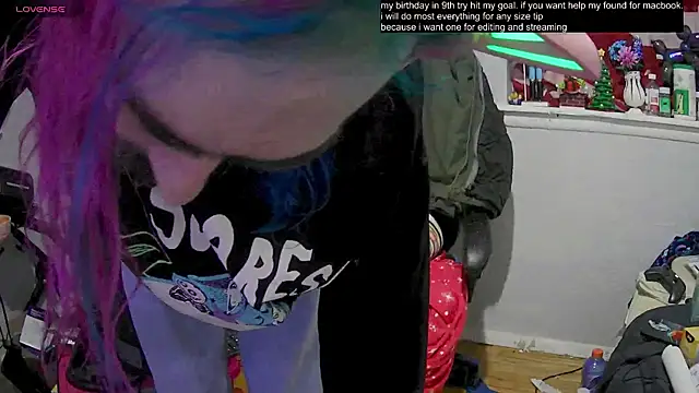 Snapshot of tallnerdyguy chatting on 12, 2, 2025 tallnerdyguy online show from 12, 2, 2025