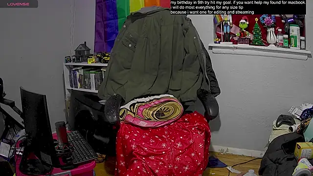 Snapshot of tallnerdyguy chatting on 12, 2, 2025 tallnerdyguy online show from 12, 2, 2025