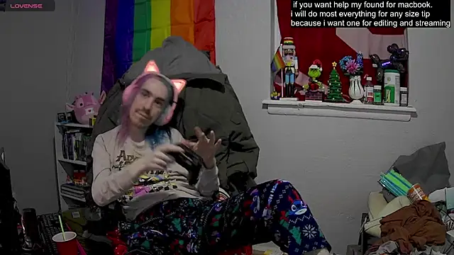 Snapshot of tallnerdyguy chatting on 23, 2, 2025 tallnerdyguy online show from 23, 2, 2025