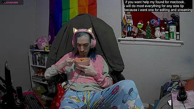 Snapshot of tallnerdyguy chatting on 25, 2, 2025 tallnerdyguy online show from 25, 2, 2025