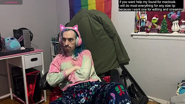 Snapshot of tallnerdyguy chatting on 3, 3, 2025 tallnerdyguy online show from 3, 3, 2025