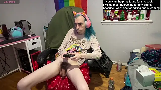 Snapshot of tallnerdyguy chatting on 11, 3, 2025 tallnerdyguy online show from 11, 3, 2025