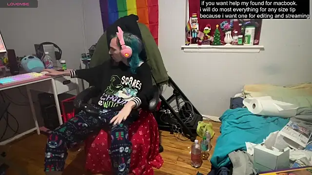 Snapshot of tallnerdyguy chatting on 18, 3, 2025 tallnerdyguy online show from 18, 3, 2025