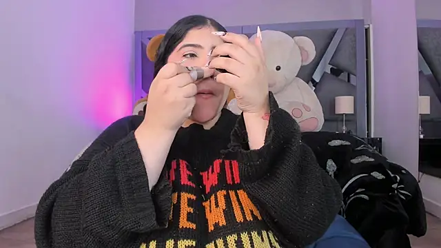 Snapshot of AmberiniHoffman chatting on 17, 10, 2025 AmberiniHoffman online show from 17, 10, 2025