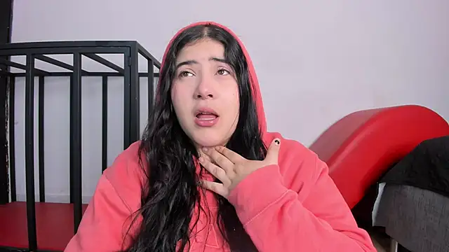 Snapshot of AmberiniHoffman chatting on 3, 12, 2025 AmberiniHoffman online show from 3, 12, 2025