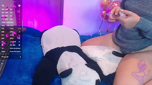 Thea Aphros  online show from 28, 7, 2026