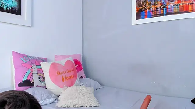 naughtyloverss online show from 17, 12, 2024