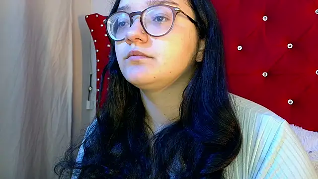 Snapshot of charlotte1-ls chatting on 13, 12, 2025 charlotte1-ls online show from 13, 12, 2025