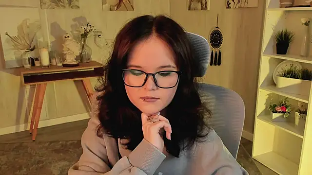 Elainebeness online show from 22, 3, 2025